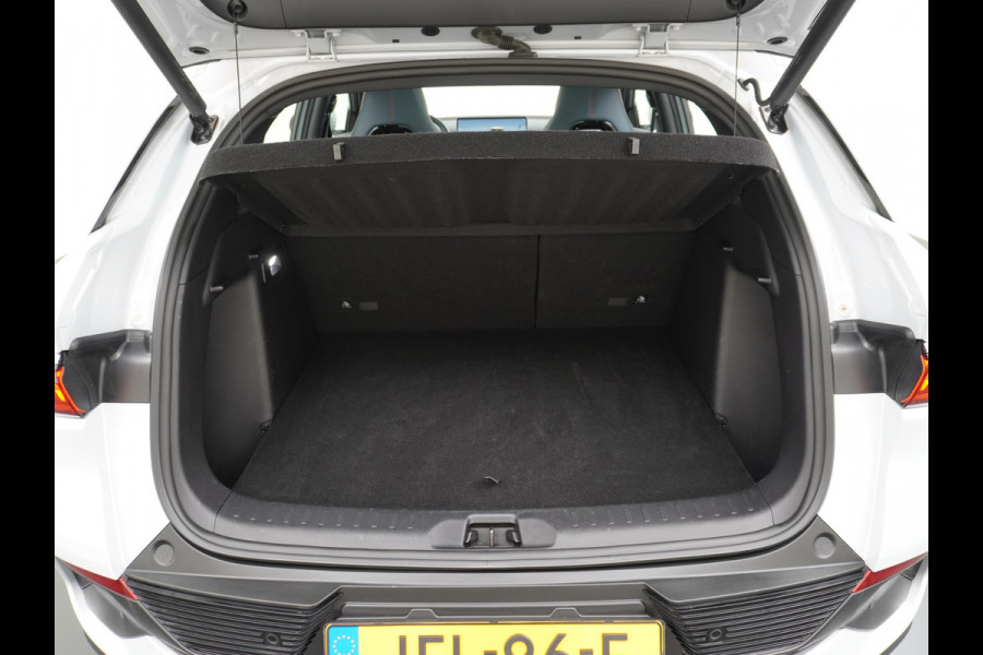 BYD ATTO 3 Design 60kWh Warmtepomp Apple Carplay Android Auto 360°Camera Panoramadak Adaptieve Cruise Control Verkeersbord detectie WiFi Warmtepomp DAB Led Rijstrooksensor Fabrieksgarantie tot 31-7-2029/150.000km Garantie op de tractiebatterij tot 31-7-2031/200.000km