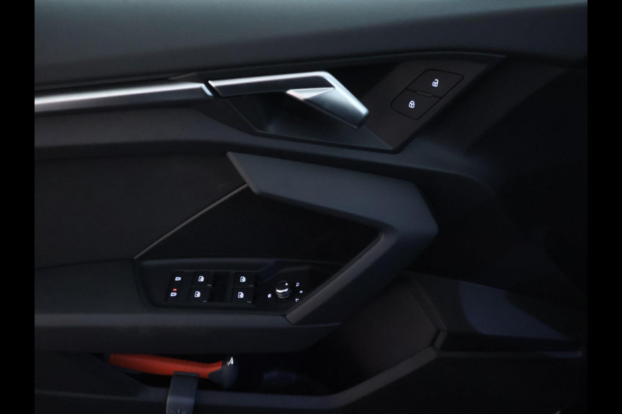 Audi A3 Sportback 30 TFSI Business edition Virtual Cockpit | CarPlay | LED