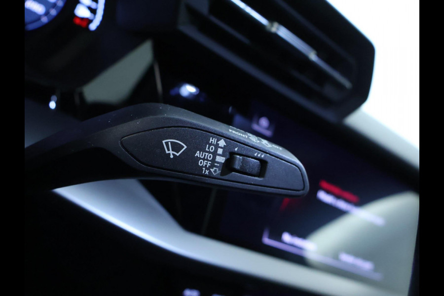 Audi A3 Sportback 30 TFSI Business edition Virtual Cockpit | CarPlay | LED