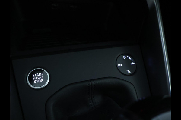Audi A3 Sportback 30 TFSI Business edition Virtual Cockpit | CarPlay | LED