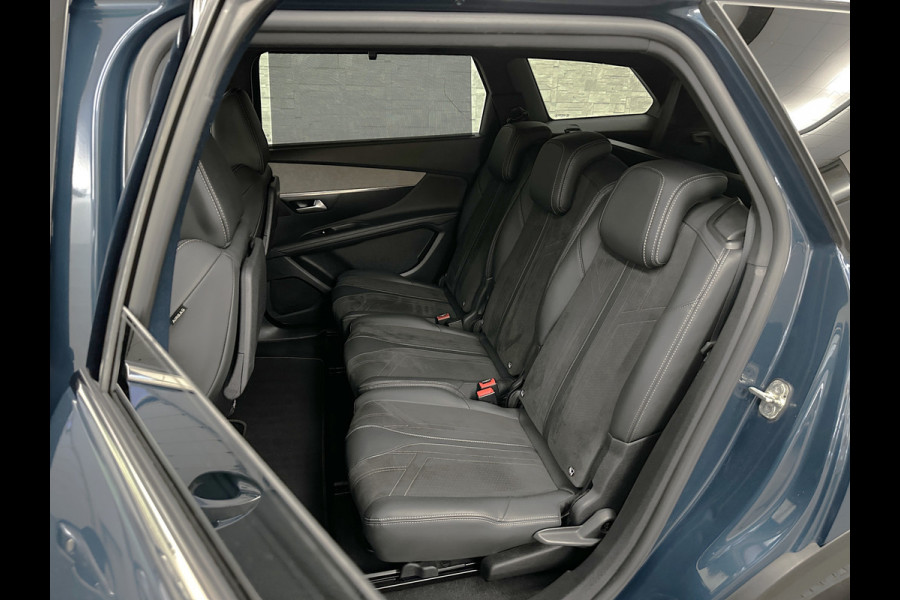 Peugeot 5008 130pk GT Line 7 Persoons | 360 Camera | ACC | Trekhaak | Isofix | Stoelverwarming | Carplay | Rijklaarprijs incl; Bovag Garantie en Afleverbeurt. | Climate Control | LED-Verlichting | Dodehoek | Sfeerverlichting | Keyless-Start |