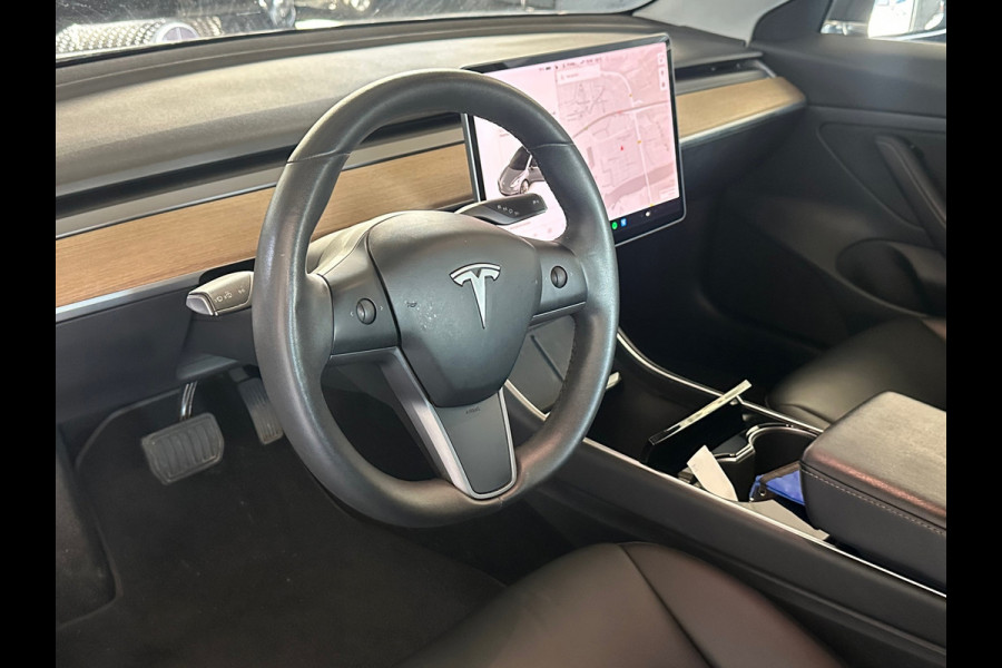 Tesla Model 3 Standard RWD Plus 60 kWh Trekhak