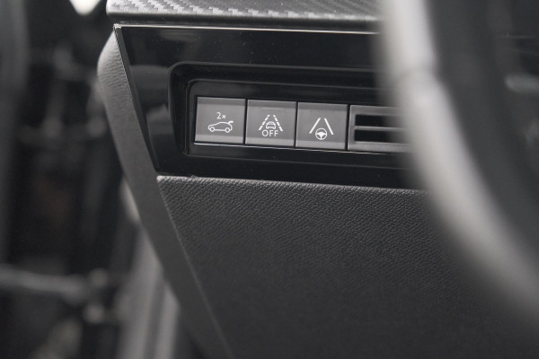 Peugeot 508 PureTech 130 EAT8 Allure Pack Business | Adaptieve Cruise Control | Camera | Apple Carplay | Elektronische Kofferklep Peugeot 508 PureTech 130 EAT8 Allure Pack Business | Adaptieve Cruise Control | Camera | Apple Carplay | Elektronische Kofferklep