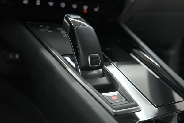 Peugeot 508 PureTech 130 EAT8 Allure Pack Business | Adaptieve Cruise Control | Camera | Apple Carplay | Elektronische Kofferklep Peugeot 508 PureTech 130 EAT8 Allure Pack Business | Adaptieve Cruise Control | Camera | Apple Carplay | Elektronische Kofferklep