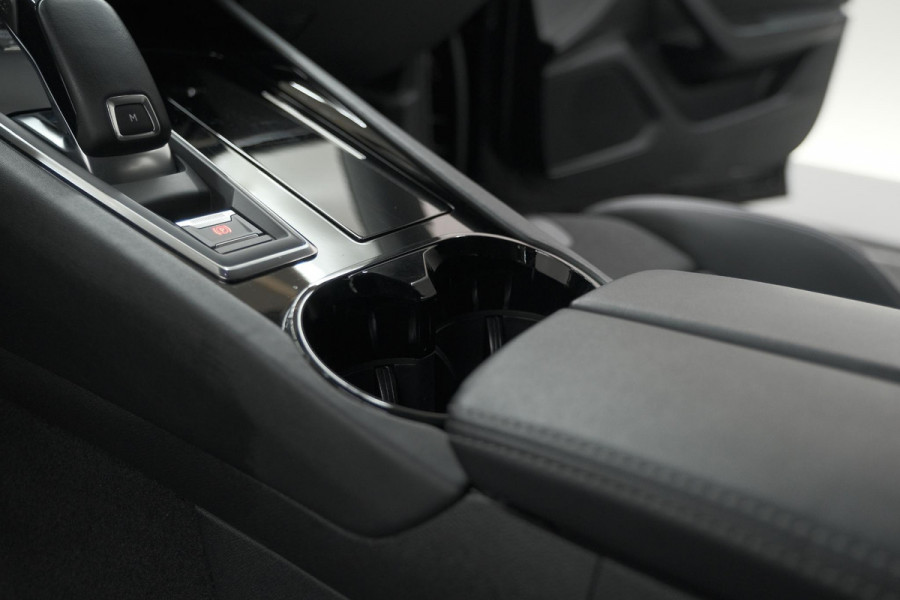 Peugeot 508 PureTech 130 EAT8 Allure Pack Business | Adaptieve Cruise Control | Camera | Apple Carplay | Elektronische Kofferklep Peugeot 508 PureTech 130 EAT8 Allure Pack Business | Adaptieve Cruise Control | Camera | Apple Carplay | Elektronische Kofferklep