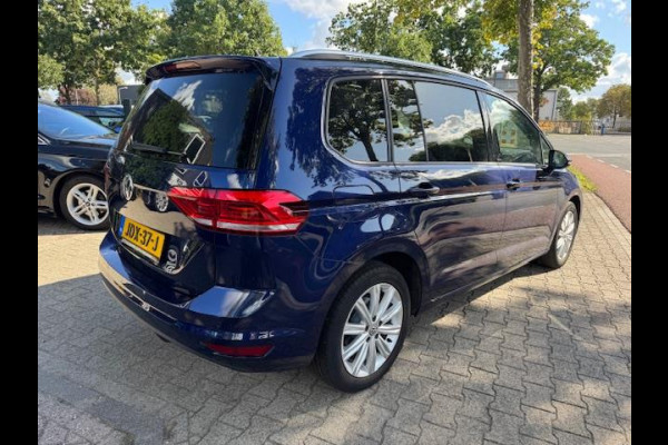 Volkswagen Touran 1.5 TSI Automaat Comfortline Business 7p LEd,Panorama,Nav/Camera