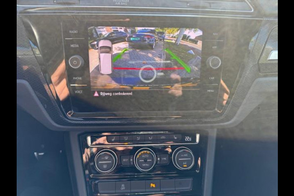 Volkswagen Touran 1.5 TSI Automaat Comfortline Business 7p LEd,Panorama,Nav/Camera