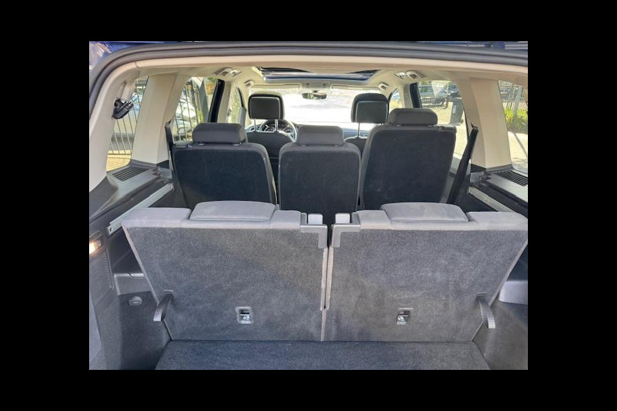 Volkswagen Touran 1.5 TSI Automaat Comfortline Business 7p LEd,Panorama,Nav/Camera