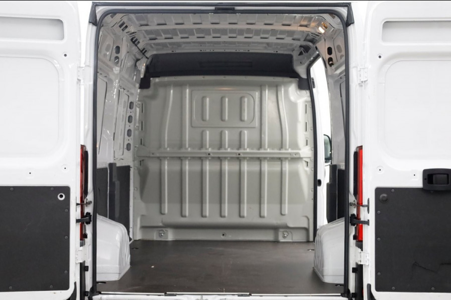 Fiat Ducato 30 2.2 MultiJet 120pk L2H2 Airco/PDC 02-2023