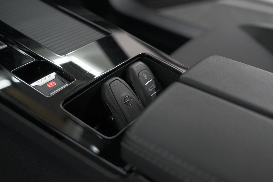 Opel Astra Sports Tourer Turbo 131 AT8 GS | 360 Camera | Adaptieve Cruise Control | Pack Winter | Apple Carplay