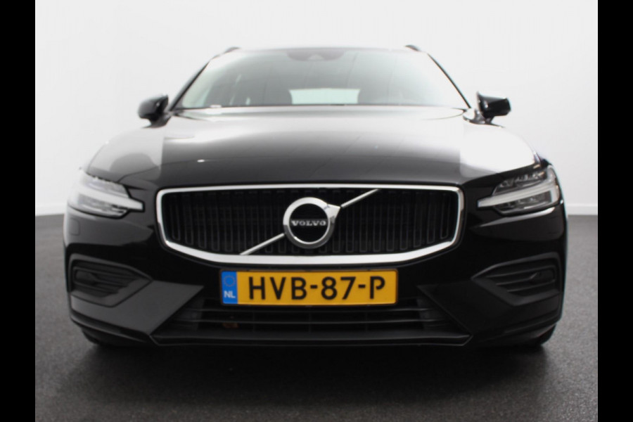 Volvo V60 2.0 B4 Momentum Climate control Cruise control adaptieve Parkeersensoren Achteruitrijd camera LED Verwarmde voorstoelen Lane assist Apple Carplay/ Android Auto