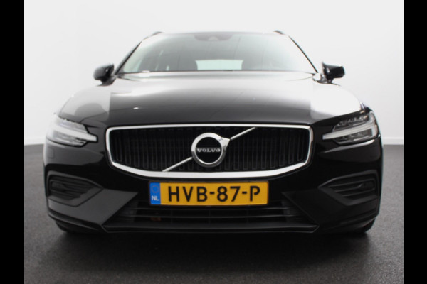 Volvo V60 2.0 B4 Momentum Climate control Cruise control adaptieve Parkeersensoren Achteruitrijd camera LED Verwarmde voorstoelen Lane assist Apple Carplay/ Android Auto