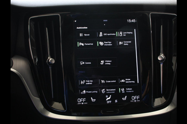 Volvo V60 2.0 B4 Momentum Climate control Cruise control adaptieve Parkeersensoren Achteruitrijd camera LED Verwarmde voorstoelen Lane assist Apple Carplay/ Android Auto