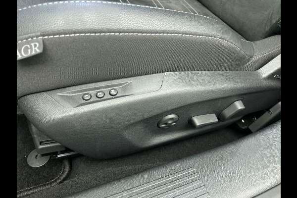 Opel Astra Sports Tourer 1.2 Ultimate Automaat | Panorama schuif/kanteldak | Apple Carplay / Andoid Auto | Leder | Navigatie | Stoel/stuur verwarming | 360 camera | LED |