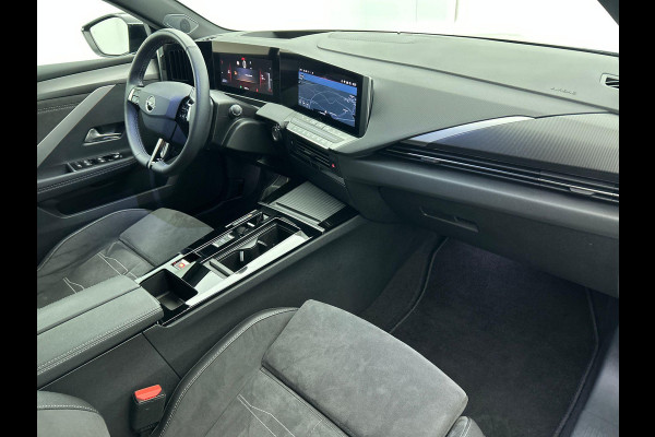 Opel Astra Sports Tourer 1.2 Ultimate Automaat | Panorama schuif/kanteldak | Apple Carplay / Andoid Auto | Leder | Navigatie | Stoel/stuur verwarming | 360 camera | LED |
