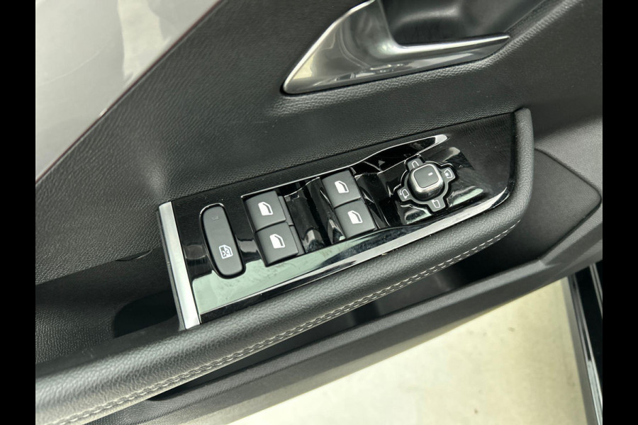 Opel Astra Sports Tourer 1.2 Ultimate Automaat | Panorama schuif/kanteldak | Apple Carplay / Andoid Auto | Leder | Navigatie | Stoel/stuur verwarming | 360 camera | LED |