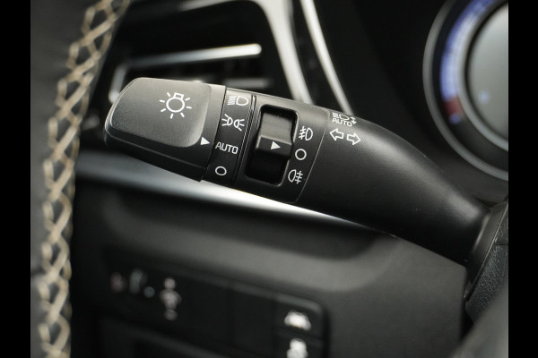 Kia e-Niro 64kWh Warmtepomp Camera 3-Fase Laden Pdc Apple Carplay Android Auto Adaptieve Cruise Control Navi DynamicLine Ecc Led Keyless Rijstrooksensor Bluetooth 100% Dealeronderhouden