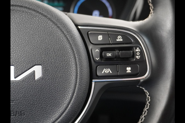 Kia e-Niro 64kWh Warmtepomp Camera 3-Fase Laden Pdc Apple Carplay Android Auto Adaptieve Cruise Control Navi DynamicLine Ecc Led Keyless Rijstrooksensor Bluetooth 100% Dealeronderhouden