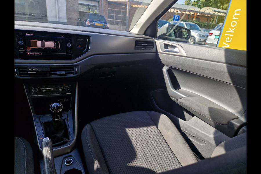 Volkswagen Polo 1.0 MPI Beats CLIMA | CRUISE | NAVI | BEATS AUDIO