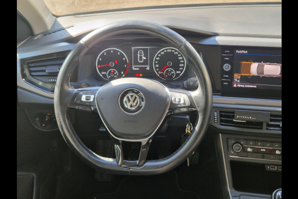 Volkswagen Polo 1.0 MPI Beats CLIMA | CRUISE | NAVI | BEATS AUDIO