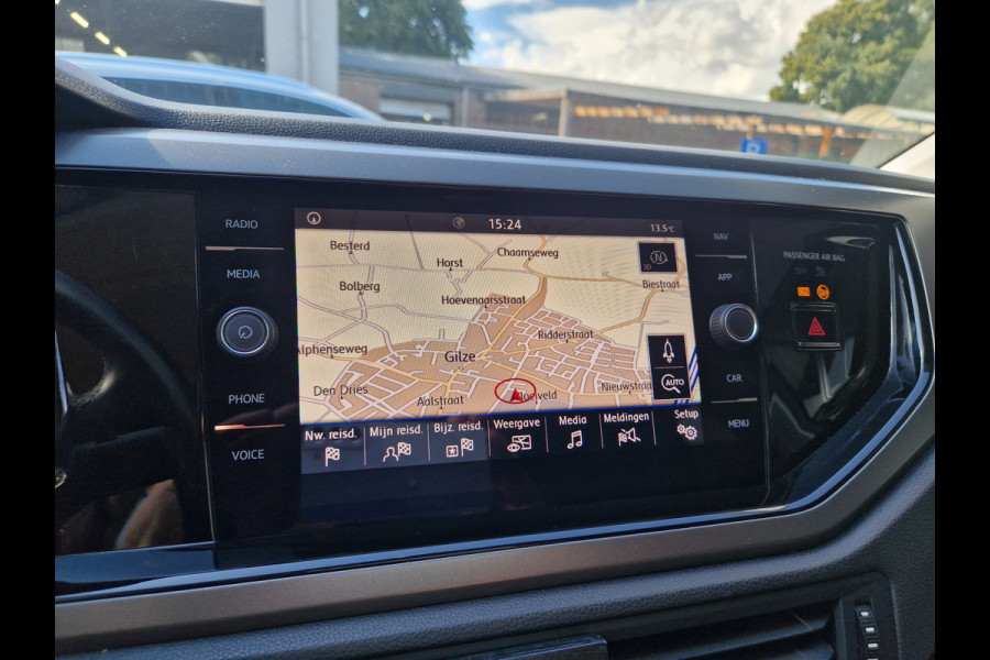 Volkswagen Polo 1.0 MPI Beats CLIMA | CRUISE | NAVI | BEATS AUDIO
