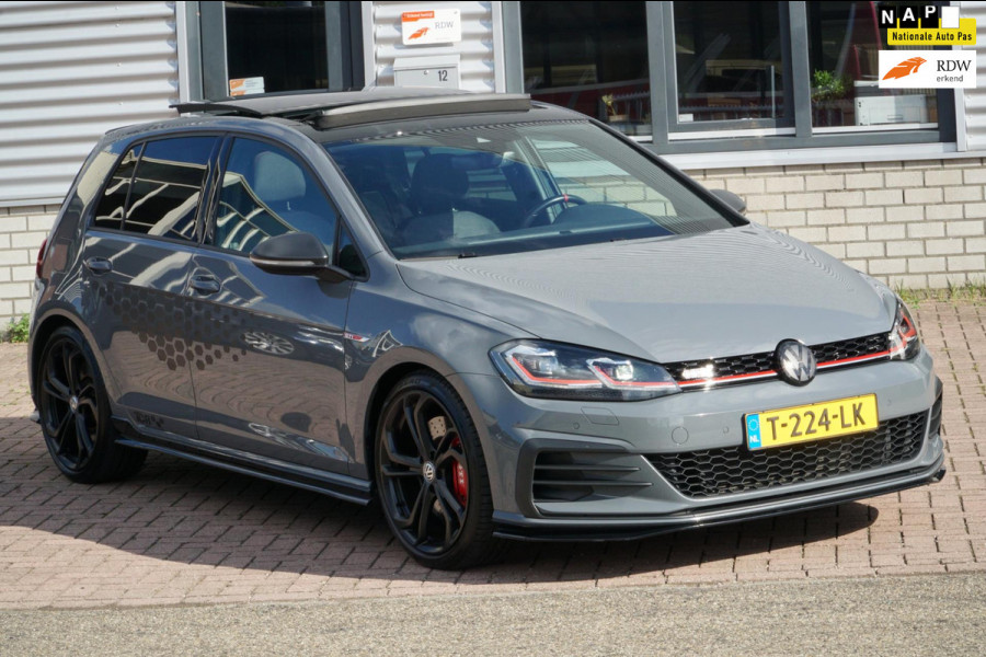 Volkswagen Golf 2.0 TSI GTI TCR PANO