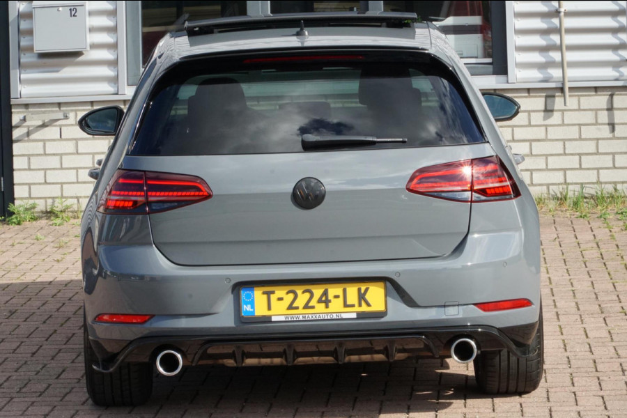 Volkswagen Golf 2.0 TSI GTI TCR PANO