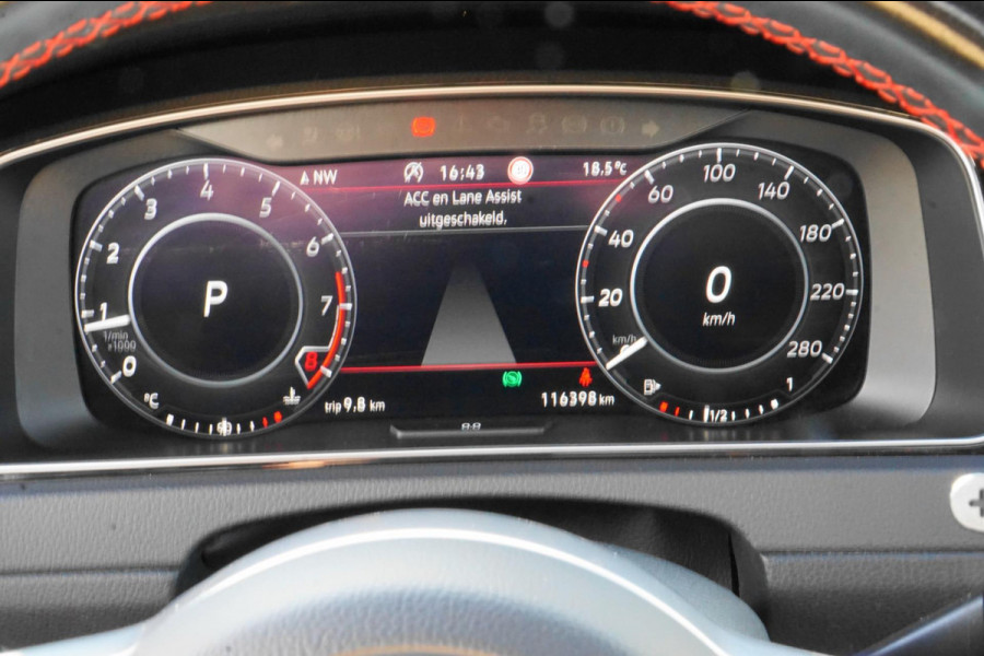 Volkswagen Golf 2.0 TSI GTI TCR PANO