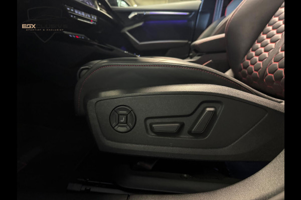 Audi RS3 Sportback 2.5 TFSI Quattro RS ZETELS | PANO | ACC | LANE | MASSAGE STOELEN