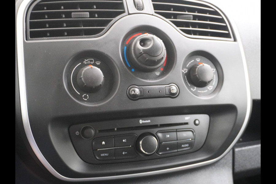 Renault Kangoo 1.5DCi 75 Airco Trekhaak Navi Cruise Control R-link Multimedia Pdc Energy Comfort Schuifdeur met raam Wandbetimmering Tussenwand 1e Eigenaar Euro 6