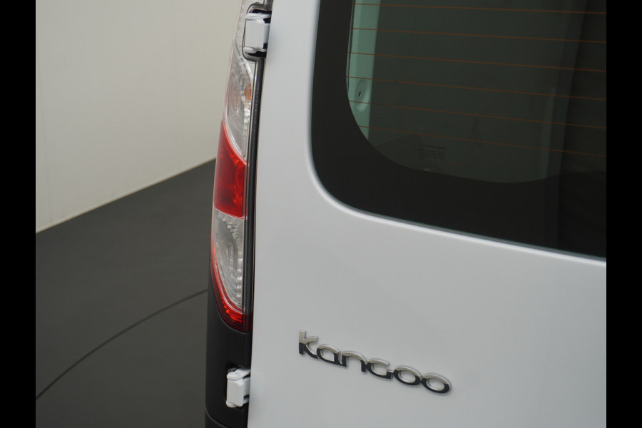 Renault Kangoo 1.5DCi 75 Airco Trekhaak Navi Cruise Control R-link Multimedia Pdc Energy Comfort Schuifdeur met raam Wandbetimmering Tussenwand 1e Eigenaar Euro 6