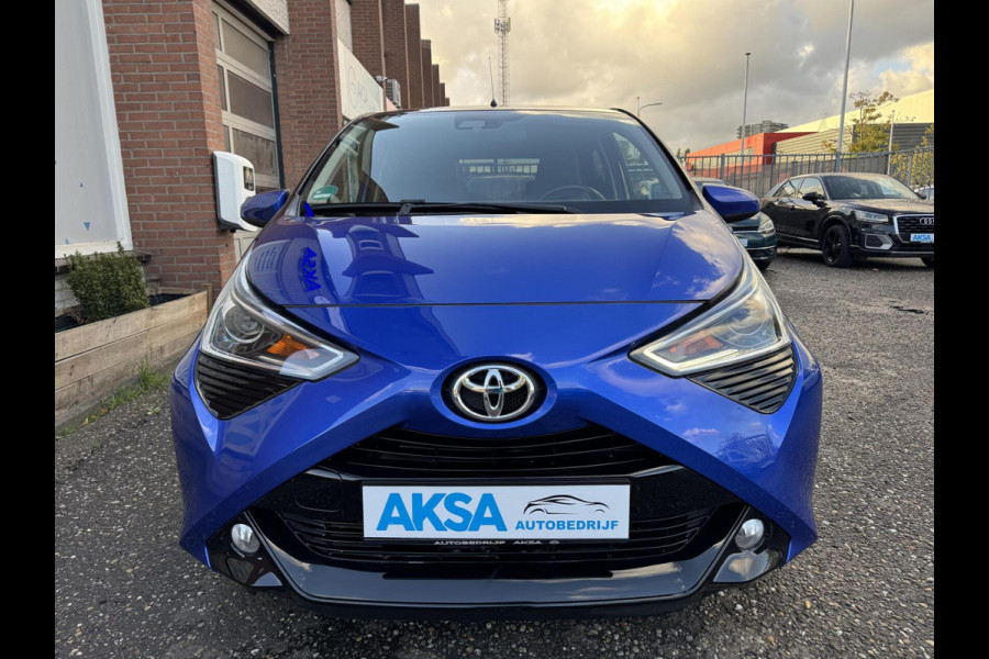 Toyota Aygo 1.0 VVT-i 72pk x-clusiv Automaat Keyless Camera Apple Carplay
