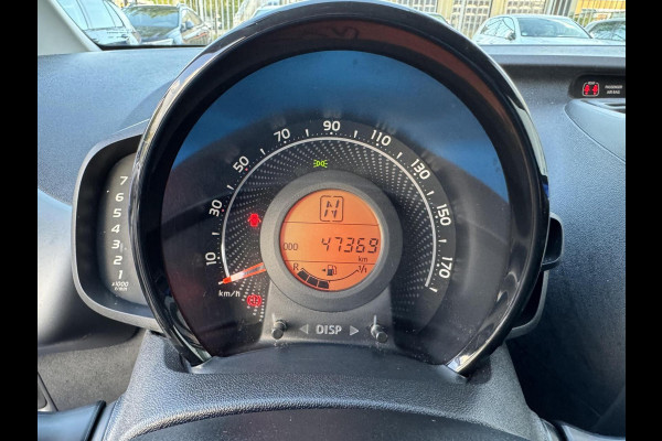 Toyota Aygo 1.0 VVT-i 72pk x-clusiv Automaat Keyless Camera Apple Carplay