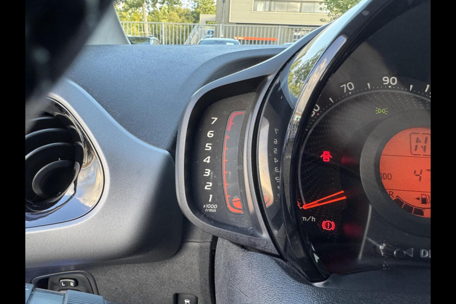 Toyota Aygo 1.0 VVT-i 72pk x-clusiv Automaat Keyless Camera Apple Carplay