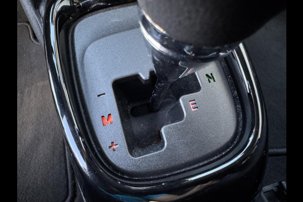 Toyota Aygo 1.0 VVT-i 72pk x-clusiv Automaat Keyless Camera Apple Carplay
