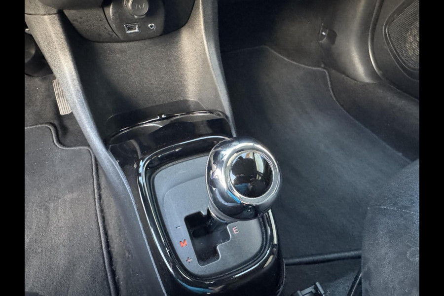 Toyota Aygo 1.0 VVT-i 72pk x-clusiv Automaat Keyless Camera Apple Carplay
