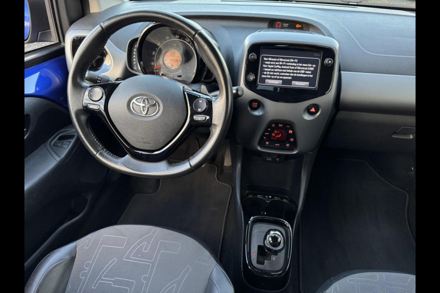 Toyota Aygo 1.0 VVT-i 72pk x-clusiv Automaat Keyless Camera Apple Carplay
