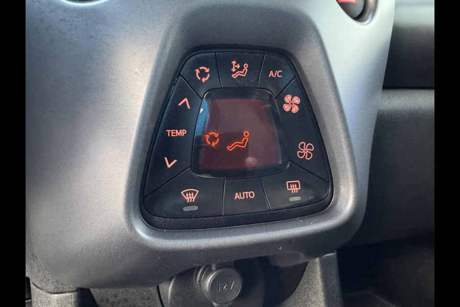 Toyota Aygo 1.0 VVT-i 72pk x-clusiv Automaat Keyless Camera Apple Carplay