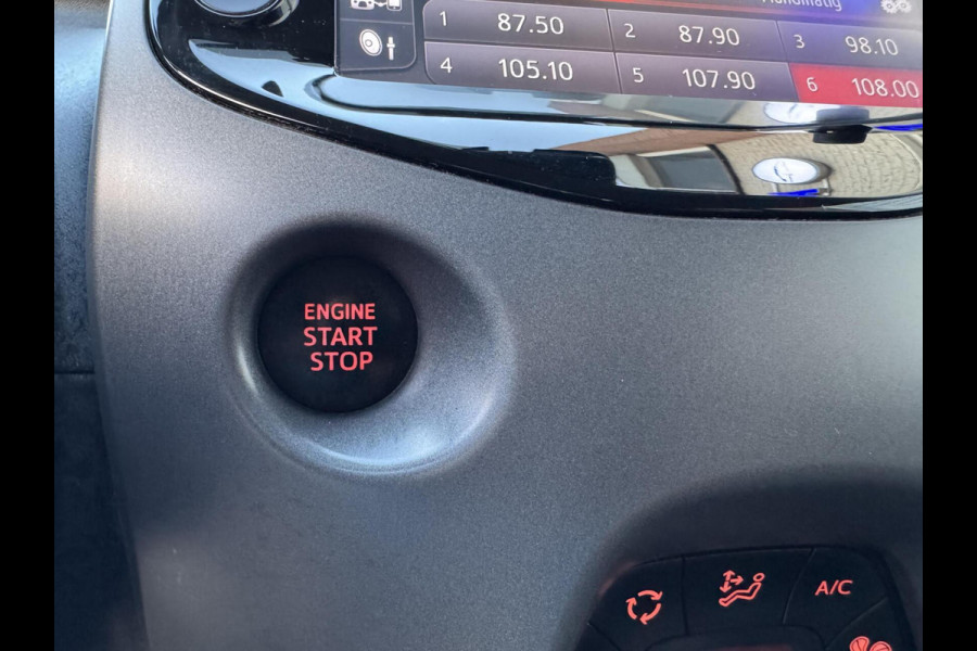 Toyota Aygo 1.0 VVT-i 72pk x-clusiv Automaat Keyless Camera Apple Carplay