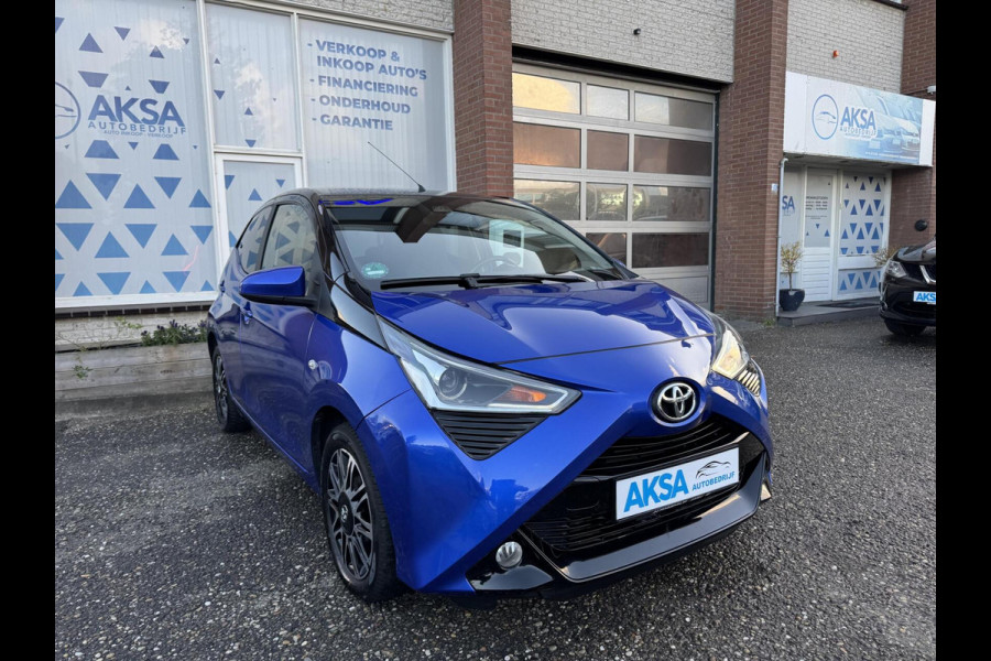 Toyota Aygo 1.0 VVT-i 72pk x-clusiv Automaat Keyless Camera Apple Carplay