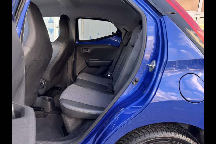 Toyota Aygo 1.0 VVT-i 72pk x-clusiv Automaat Keyless Camera Apple Carplay