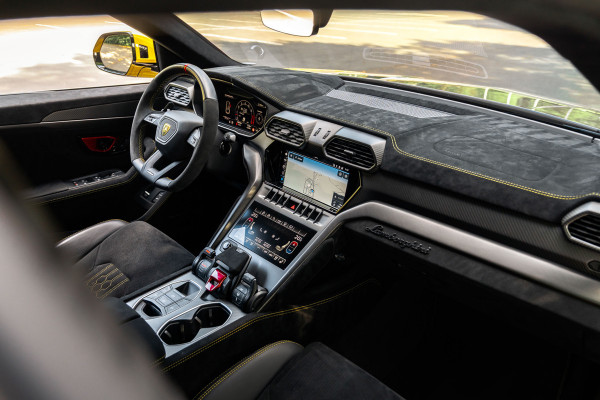 Lamborghini Urus 4.0 V8 Performante Capristo | Mansory Lamborghini Urus 4.0 V8 Performante Capristo | Mansory