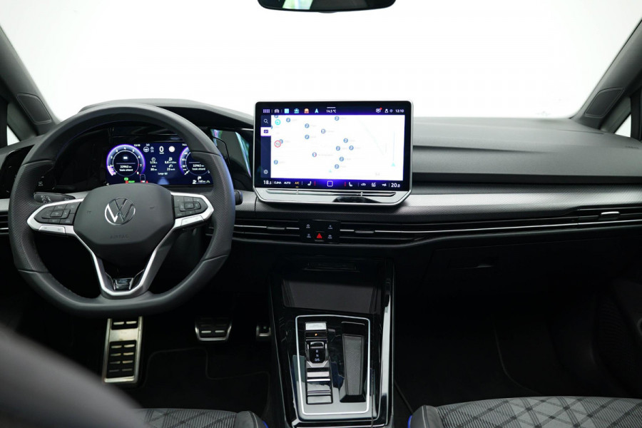 Volkswagen Golf 1.5 eTSI R-Line Edition |Pano|HUD|360 Camera|VOLL|
