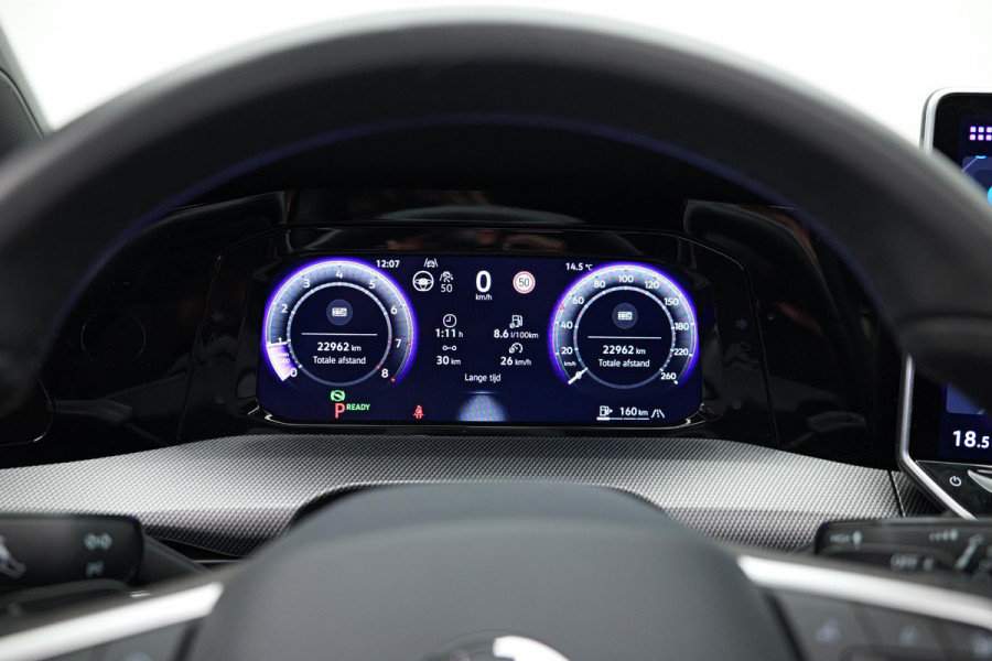 Volkswagen Golf 1.5 eTSI R-Line Edition |Pano|HUD|360 Camera|VOLL|