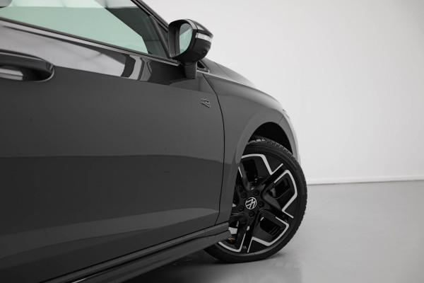 Volkswagen Golf 1.5 eTSI R-Line Edition |Pano|HUD|360 Camera|VOLL|