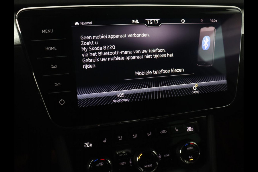 Škoda Superb Combi 1.4 TSI iV Business Edition | Automaat | Climate control | Adaptive control | LED | Stoelverwarming | Camera | Navigatie | Carplay | PHEV