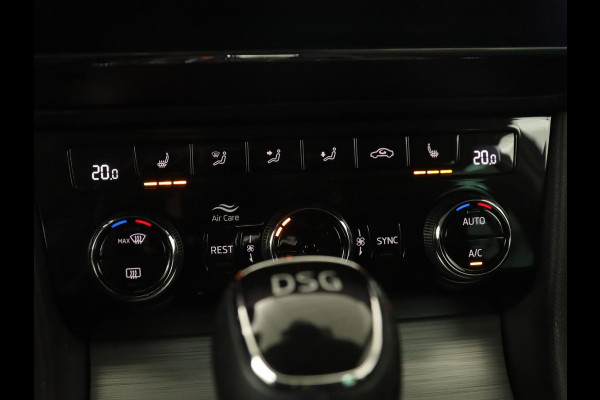 Škoda Superb Combi 1.4 TSI iV Business Edition | Automaat | Climate control | Adaptive control | LED | Stoelverwarming | Camera | Navigatie | Carplay | PHEV
