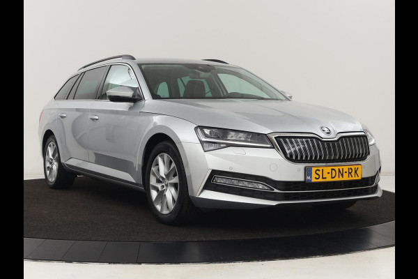 Škoda Superb Combi 1.4 TSI iV Business Edition | Automaat | Climate control | Adaptive control | LED | Stoelverwarming | Camera | Navigatie | Carplay | PHEV