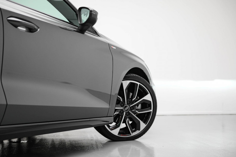 Audi A3 Sportback 35 TFSI Pro Line |Pano|Sonos|Ambient|ACC|Dodehoek|