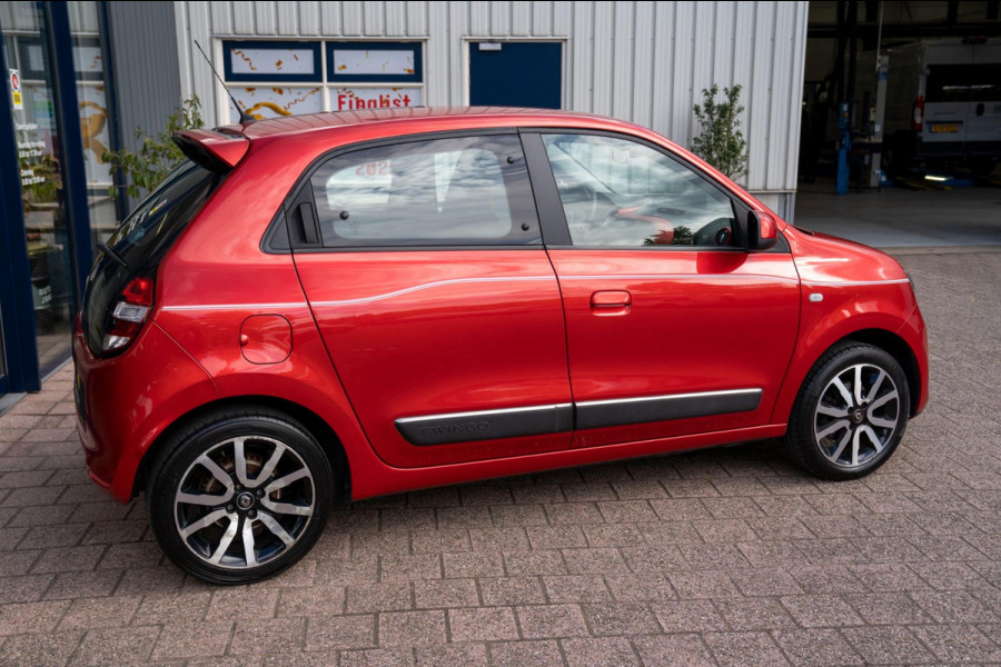 Renault Twingo 0.9 TCe Intens|Prijs rijklaar incl. 12 mnd garantie|NAV Airco Bluetooth LMV Stoelverwarming